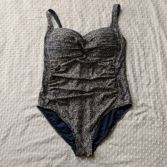 bond eye Other - Bond eye one piece bathung suit size 12